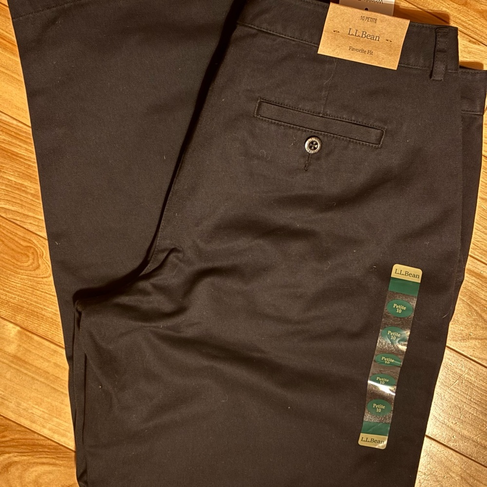L.L. Bean Women's Black Pants 10P